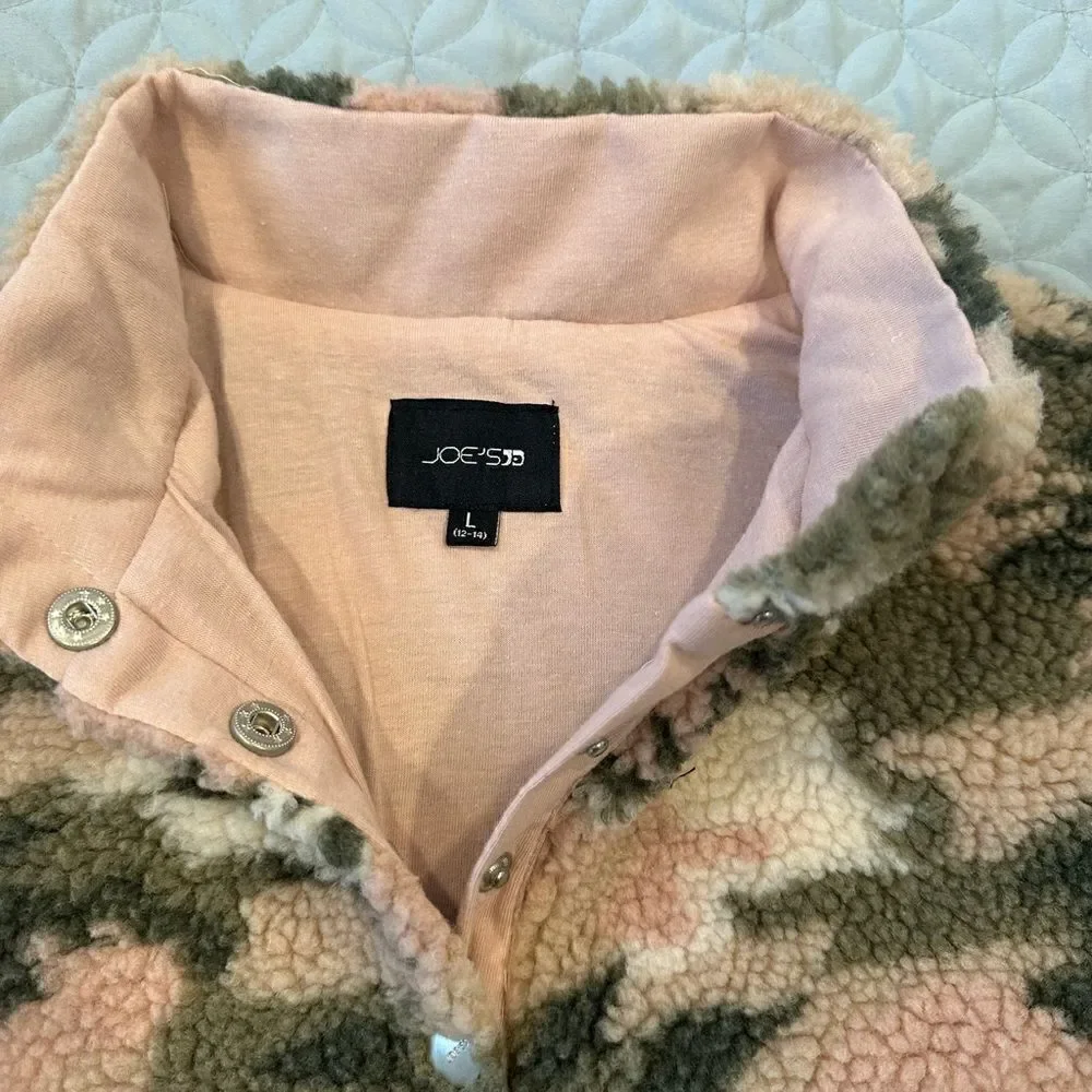 JOE'S JEANS girls pullover Sherpa in Pink/Green Camo Print, Size Large 12-14 NWT